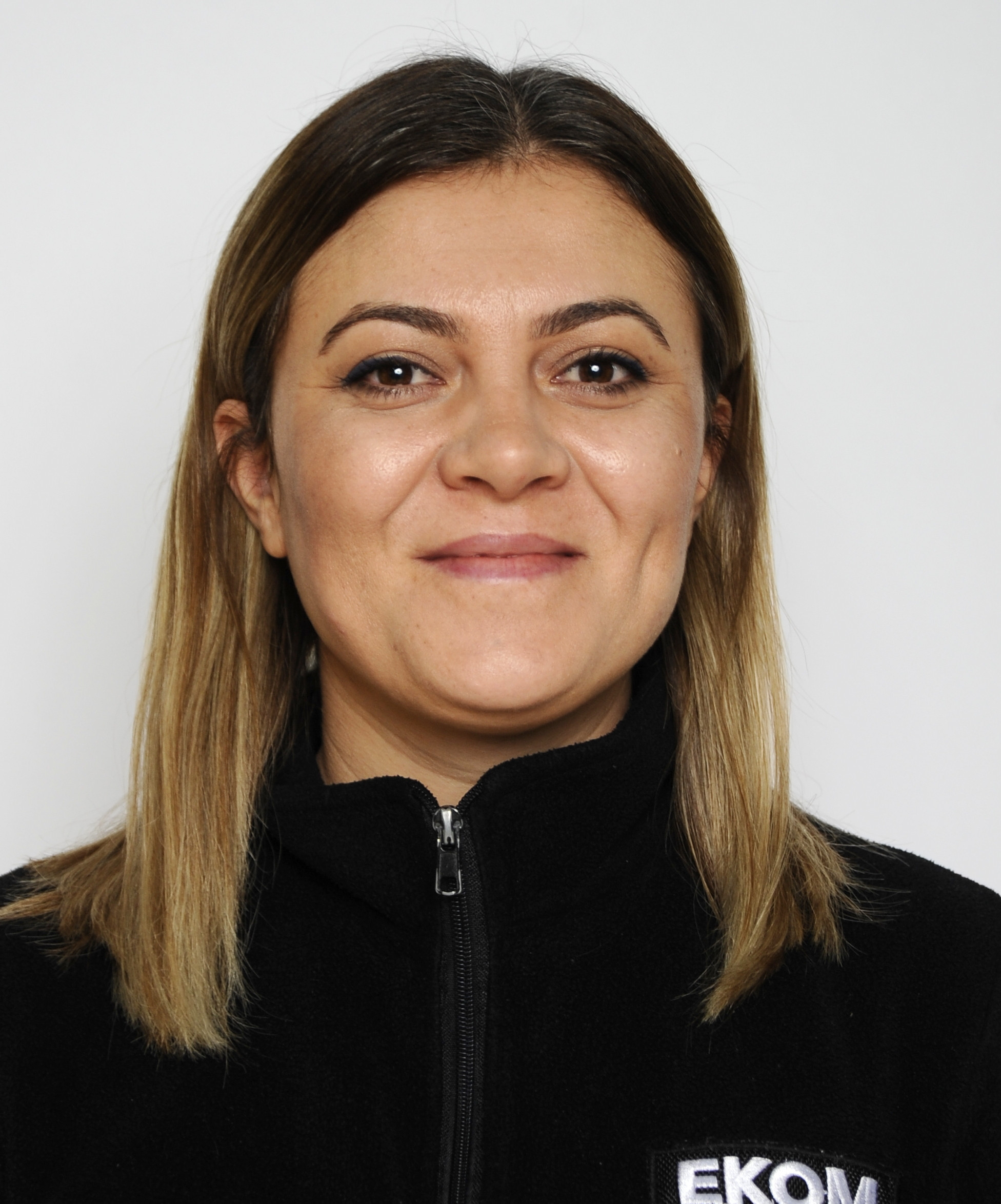 ZeyneP BAKIŞ